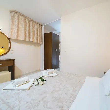 Ilias 아파트호텔