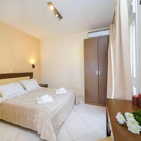 Ilias 크리시 아모우디아