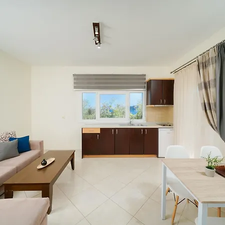 Aparthotel Ilias 3*