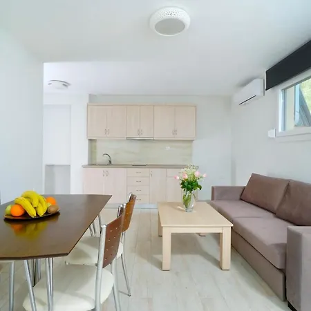 Ilias Hotel apartamentowy 3*