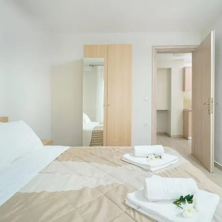 Hotel apartamentowy Ilias 3*